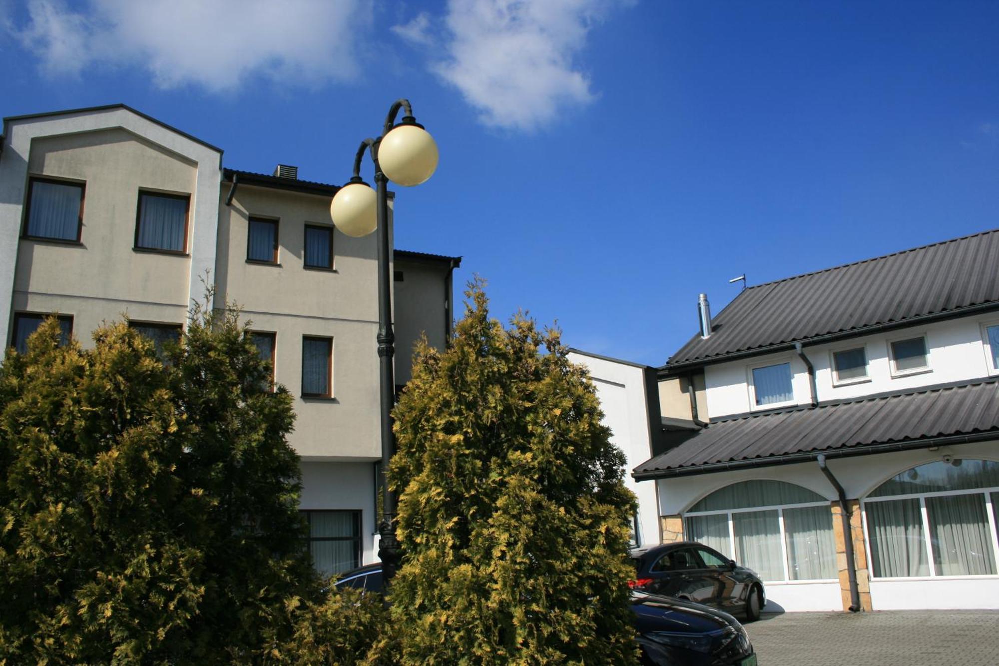 Hotel Junior 2 Krakow Exterior photo
