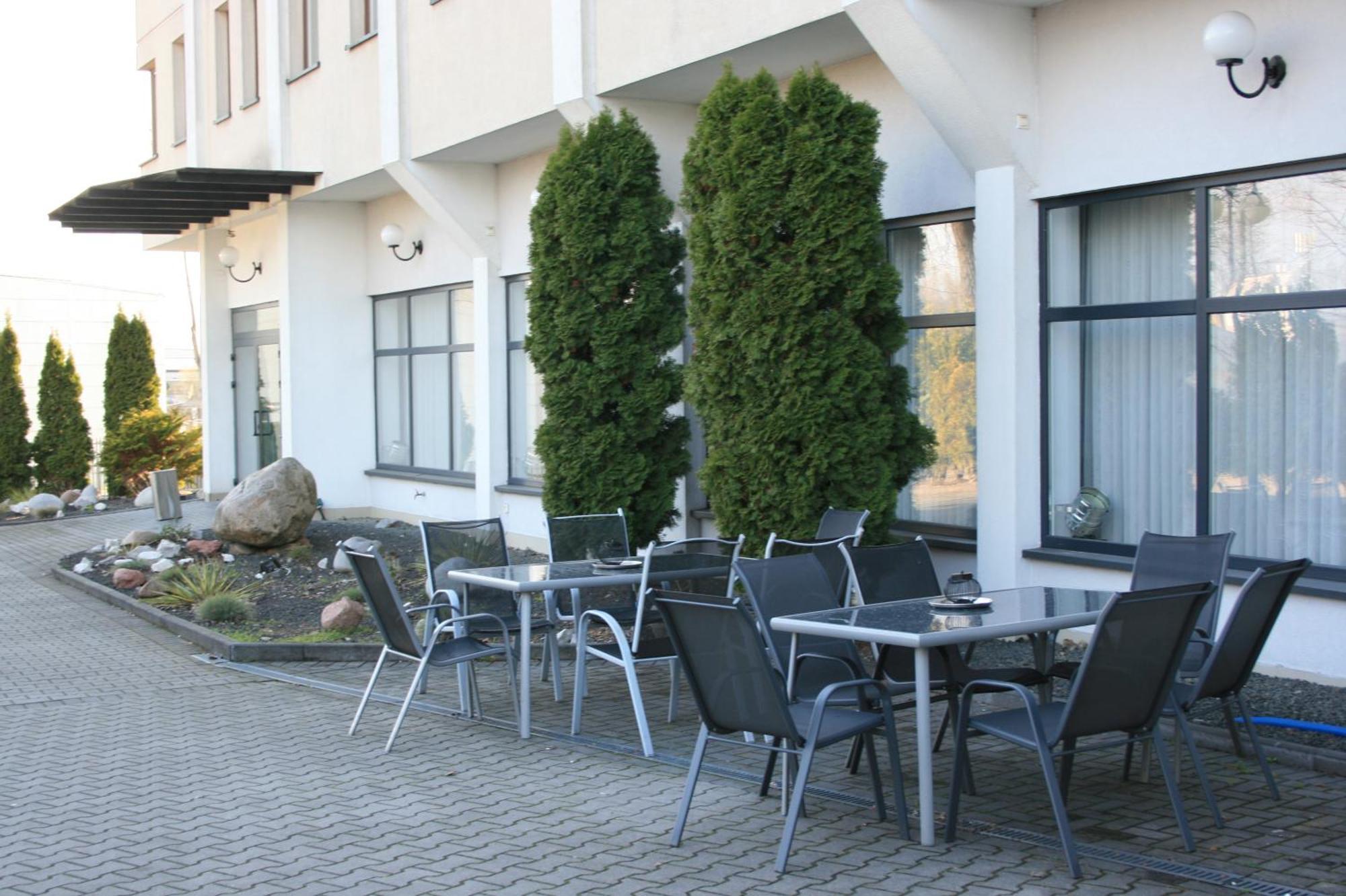 Hotel Junior 2 Krakow Exterior photo